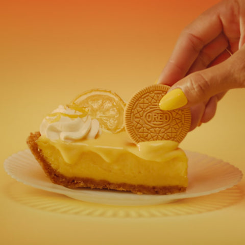 Oreo Thins Lemon Creme Sandwich Cookies Family Size - 11.78oz